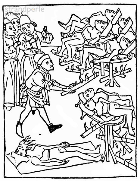 Historische Zeichnung aus dem 19. Jahrhundert  Folterung der Juden  mit Judenhut  nach einem Holzschnitt von 1475  Beispiel für christlichen Antijudaismus oder Judenfeindlichkeit im 15. Jahrhundert in Deutschland