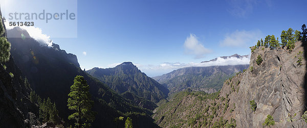 Blick vom Lomo del Escuchadero  Mitte Pico Bejenado  Nationalpark Caldera de Taburiente  La Palma  Kanaren  Kanarische Inseln  Spanien  Europa Caldera de Taburiente Nationalpark