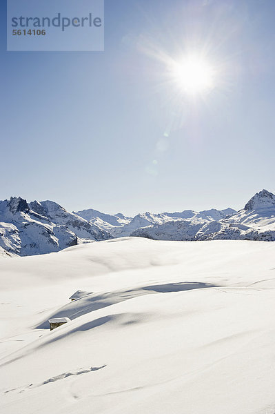 Verschneite Berglandschaft  Tignes  Val d'Isere  Savoien  Alpen  Frankreich  Europa