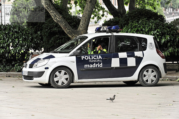 Policia municipal  Polizeiauto  Zentrum  Madrid  Spanien  Europa