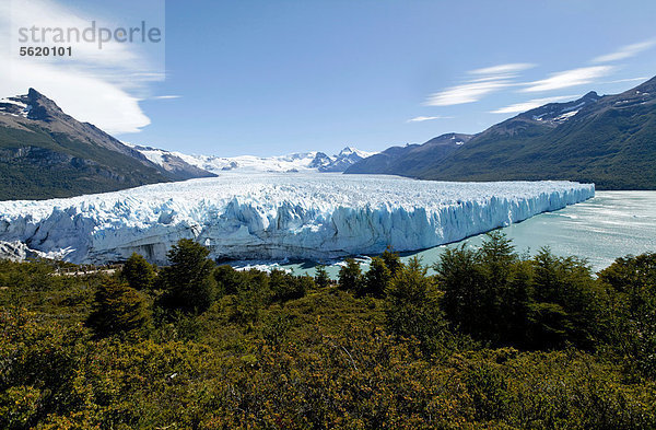 Perito-Moreno-Gletscher am Lago Argentino  Nationalpark Los Glaciares  UNESCO Weltkulturerbe  Gebirgskette  Provinz Santa Cruz  Patagonien  Argentinien  Südamerika