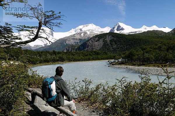 Lago Onelli  Nationalpark Los Glaciares  UNESCO Weltkulturerbe  Gebirgskette  Provinz Santa Cruz  Patagonien  Argentinien  Südamerika