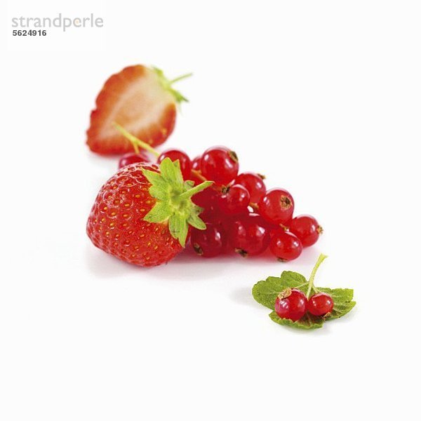 Erdbeeren & rote Johannisbeeren