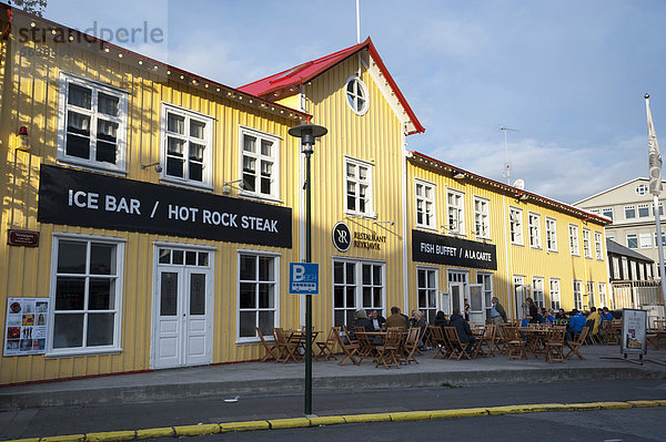 Restaurant ReykjavÌk im Holzhaus  Straße Vesturgata  ReykjavÌk  Island  Europa