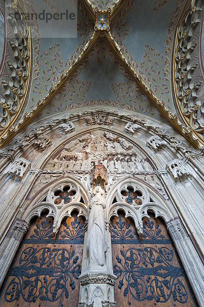 Marien-Tor  Matthias-Kirche  Burgberg in Budapest  Ungarn  Europa