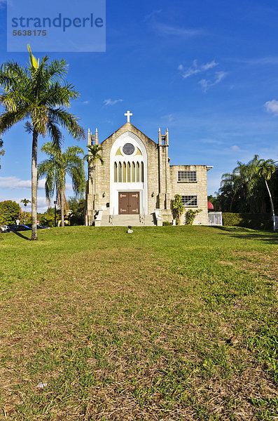 Die Bay Shore Lutheran Kirche am Biscayne Boulevard in Miami  Florida  USA