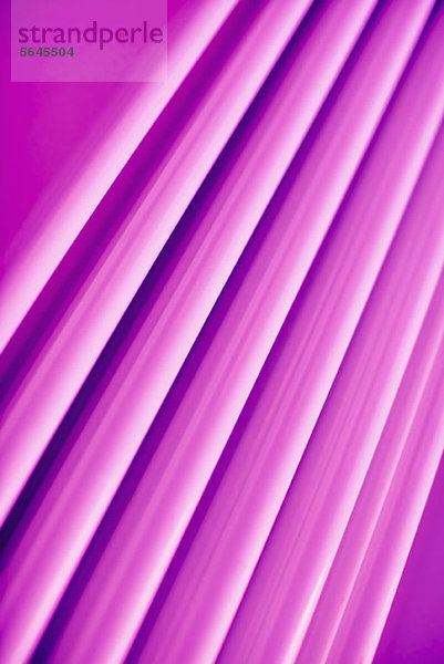 Vollbild-Abstract aus dreidimensionalen rosa Linien