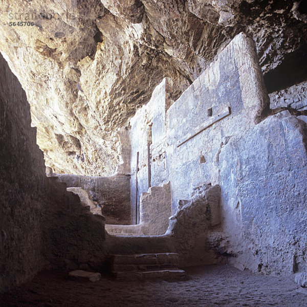 Alte Höhlenwohnungen im Tonto Nationalpark  Arizona