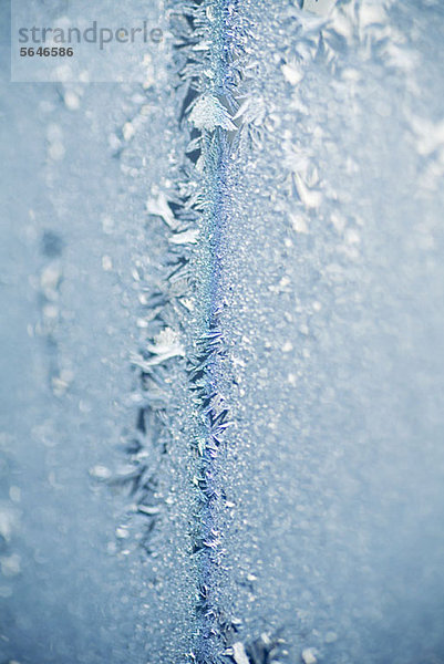 Eiskristalle am Fenster