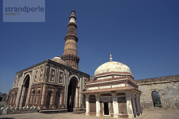 Qutb Minar Minarett  UNESCO Weltkulturerbe  Neu-Delhi  Nordindien  Indien  Asien