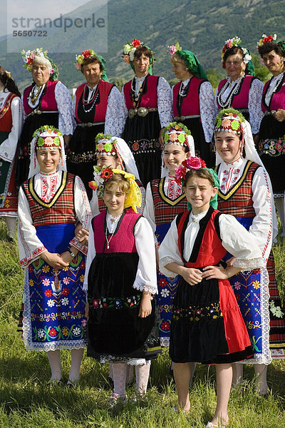 Trachtengruppe  Rosenfest  Karlovo  Bulgarien  Europa