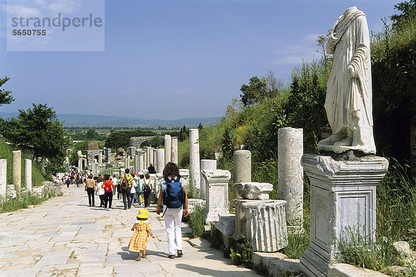Kuretenstraße  antike Stadt Ephesus  Türkei  Europa  Asien