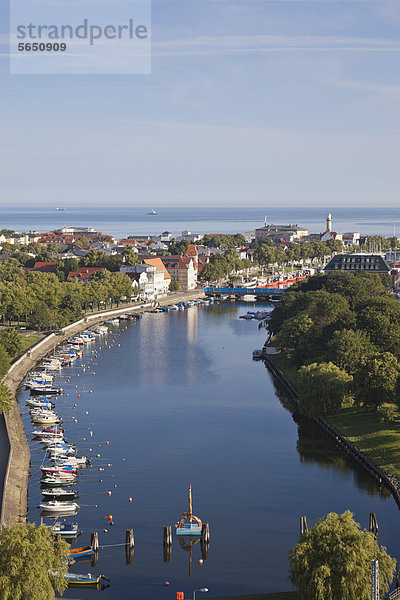 Deutschland  Rostock  Blick auf den Hafen mit der Warnow