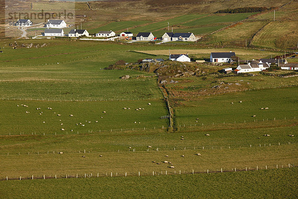 Irland  Grafschaft Donegal  Blick auf Ballyhillin bei Malin Head