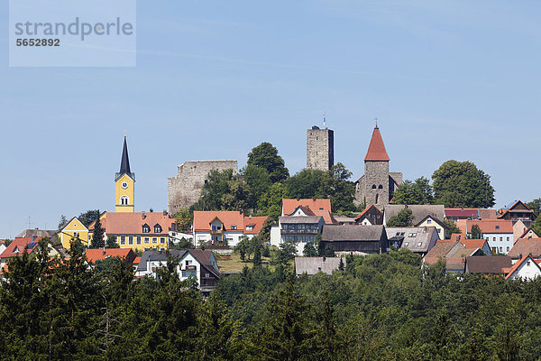 Deutschland  Bayern  Blick auf Leuchtenberg
