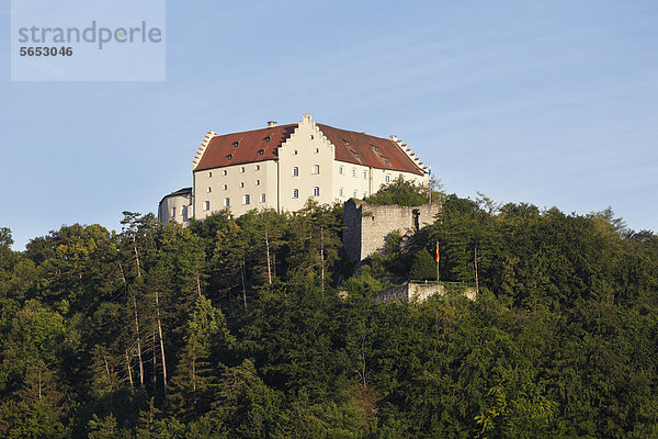 Deutschland  Bayern  Niederbayern  Blick auf Schloss Rosenburg