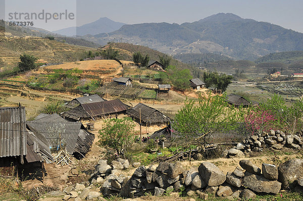 Dorf und Landschaft in der Umgebung von Sa Pa  Nordvietnam  Vietnam  Südostasien