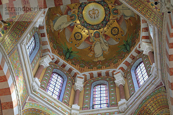 Mosaik  der Rosenkranz in der großen Kuppel  Kirche Notre Dame de la Garde  Marseille  DÈpartement Bouches du RhÙne  RÈgion Provence Alpes CÙte d'Azur  Frankreich  Europa