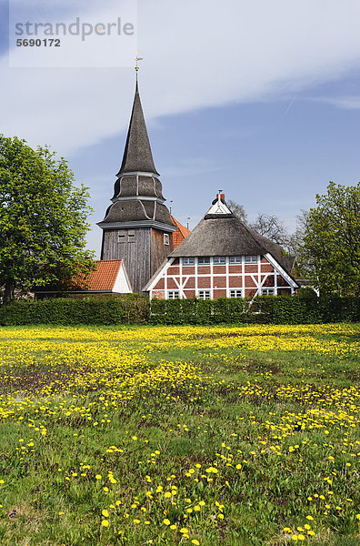 Kirche St. Johannis in Curslack  Vier- und Marschlande  Hamburg  Deutschland  Europa