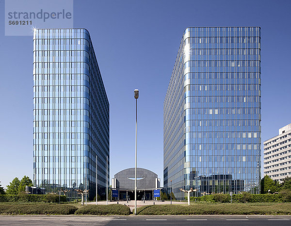 Bürogebäude Blue Towers  Bürostadt Niederrad  Frankfurt am Main  Hessen  Deutschland  Europa  ÖffentlicherGrund