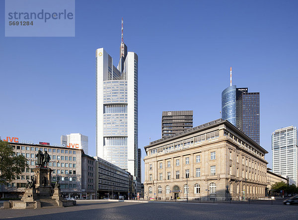Commerzbank-Turm  Goetheplatz  Frankfurt am Main  Hessen  Deutschland  Europa  PublicGround