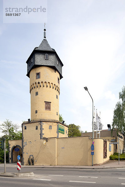 Sachsenhäuser Warte  ehemaliger Wachturm der Frankfurter Landwehr  Sachsenhausen  Frankfurt am Main  Hessen  Deutschland  Europa  ÖffentlicherGrund