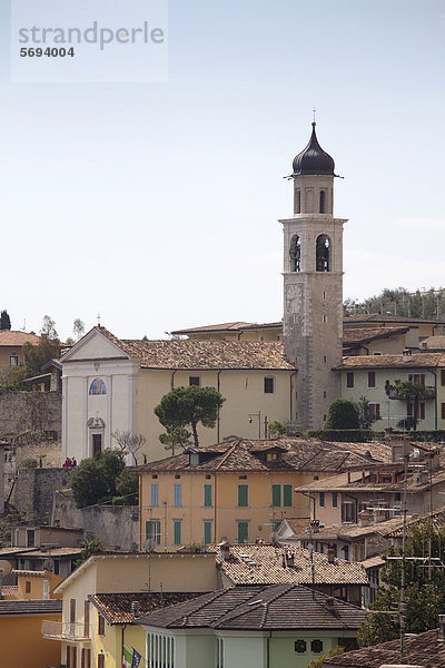 Pfarrkirche San Benedetto  Limone sul Garda  Gardasee  Lombardei  Italien  Europa  ÖffentlicherGrund