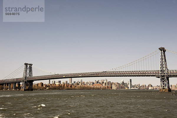 Vereinigte Staaten von Amerika USA New York City East River Williamsburg Bridge