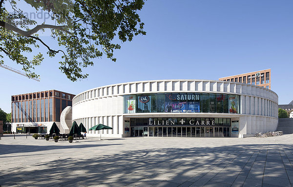 Einkaufszentrum LiliencarrÈ  Wiesbaden  Hessen  Deutschland  Europa  ÖffentlicherGrund
