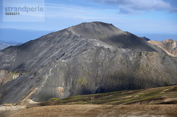 Vulkan Bl·hn_kur und Rhyolith-Berge  Landmannalaugar  Fjallabak Naturschutzgebiet  Hochland  Island  Europa