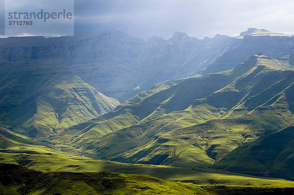 Berglandschaft  Drakensberge  Freistaat  Südafrika  Afrika