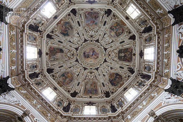 Deckengewölbe in der Kirche Santa Maria Inviolata  Riva del Garda  Trentino-Alto Adige  Italien  Europa