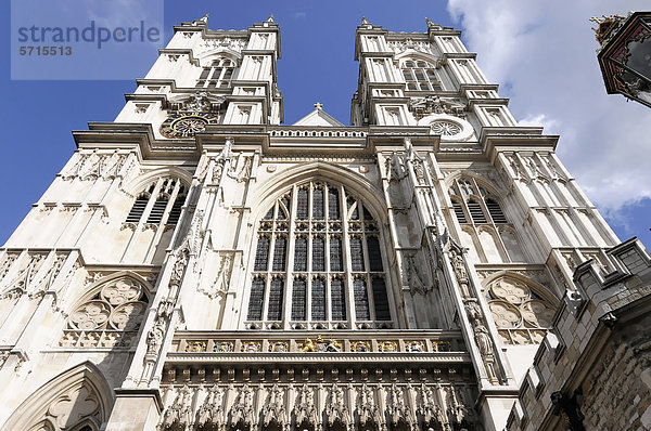 Die Doppeltürme der Westminster Abbey  London  England  Großbritannien  Europa