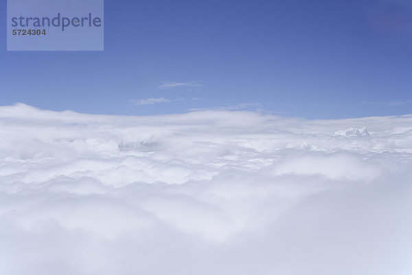 Deutschland  Blick auf bewölkten Himmel