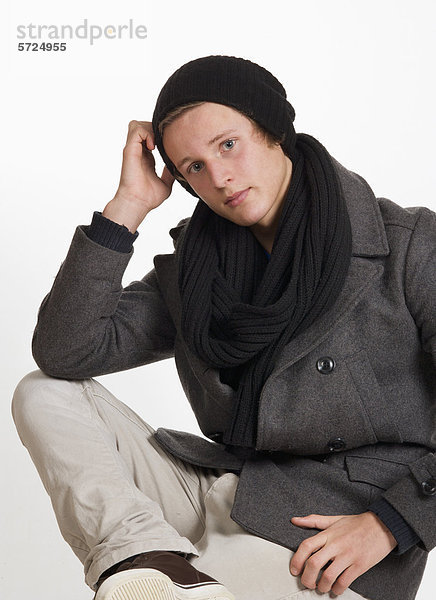 Teenager Junge in warmer Kleidung  Portrait