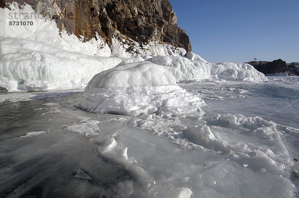 Eis  Insel Olchon  Baikalsee  Sibirien  Russland  Eurasien