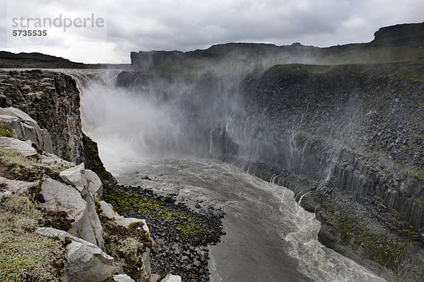 Dettifoss Wasserfall  Vatnajokull Nationalpark  Island