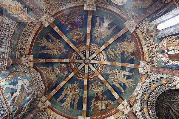 Kuppel-Fresken im romanischen Karner  Hartberg  Oststeiermark  Steiermark  Österreich  Europa