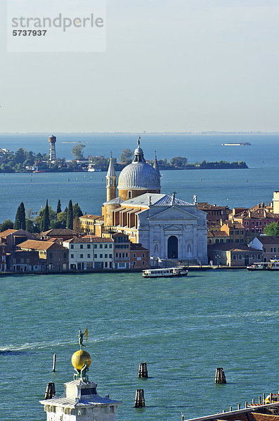 Blick auf die Kirche Il Redentore in Venedig  Italien  Venezien  Europa