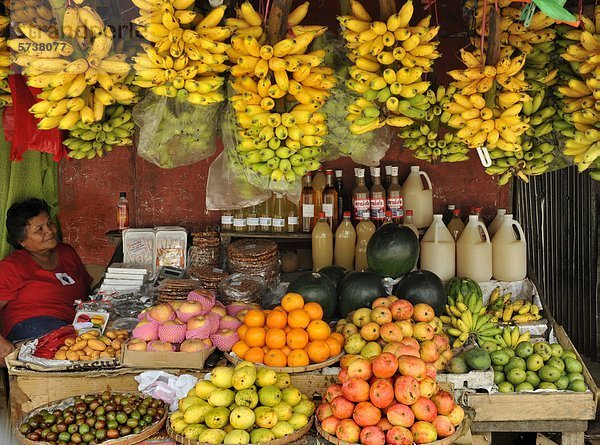 Asien  Philippinen  Tagaytay  Obst-und Gemüsehändler-shop