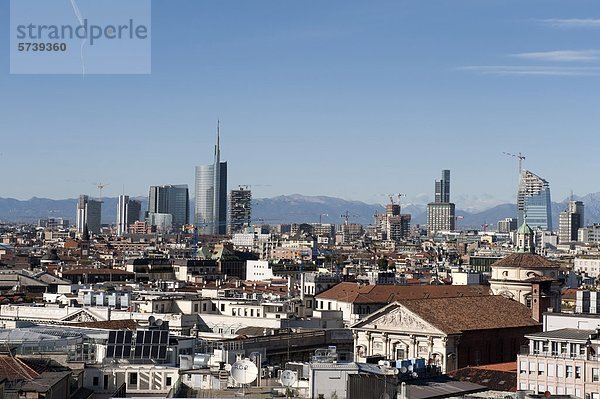 Italien  Lombardei  Mailand  Skyline von Duomo Dachterrasse