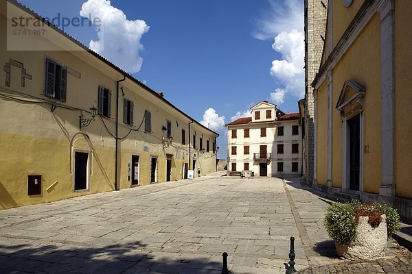 Kroatien  Istrien  Motovun Stadt  mittelalterliche Stadt