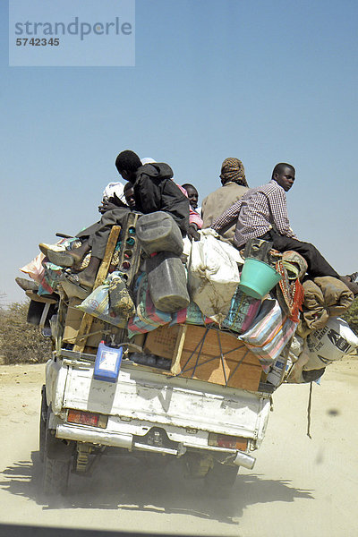 LKW auf dem Weg  Bilitine Gebiet  Tschad