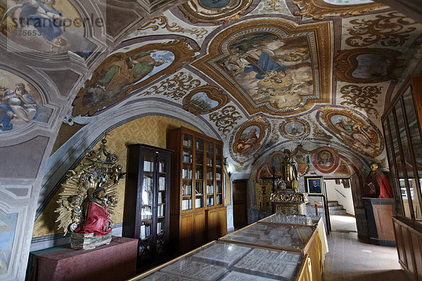 Museum im Kloster San Michele  Insel Procida  Golf von Neapel  Kampanien  Süditalien  Italien  Europa