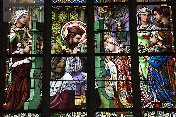 Kirchenfenster  Kostel SvatÈ Barbory  St. Barbara Kirche  Kutna Hora  Tschechische Republik  Europa