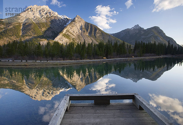 Mt. Lorette und Lorette Teiche Kananaskis Country  Alberta  Kanada.