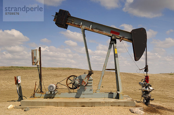 Ölquelle Pumpe südwestlich in Saskatoon  Saskatchewan  Kanada.