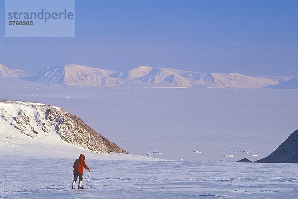 Skitouren auf der Ellesmere-Insel  Nunavut  Kanada.