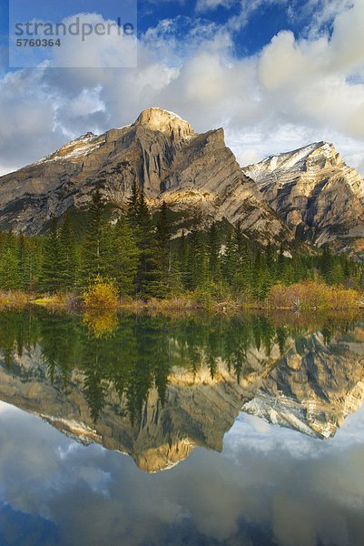 Mount Kidd  Spray Valley Provincial Park  Kananaskis Country  Alberta  Kanada
