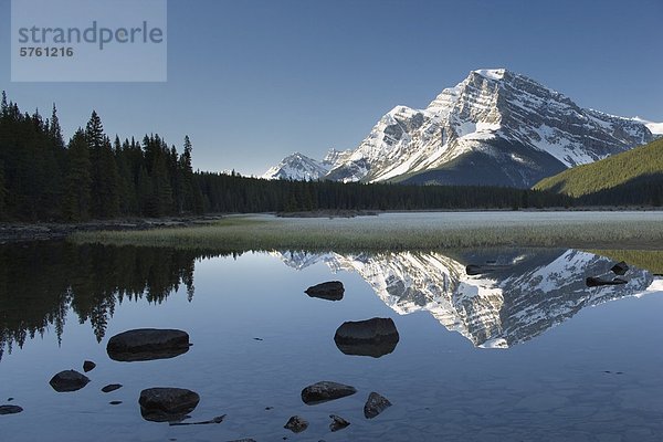 Obere Waterfowl Lake mit Mount Patterson  Banff Nationalpark  Alberta